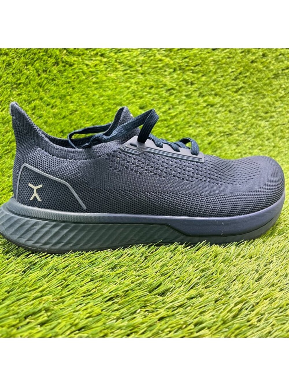 Flux Footwear Adapt Runner Blue Womens Size 9 Mens 7.5 Athletic Shoes Sneakers